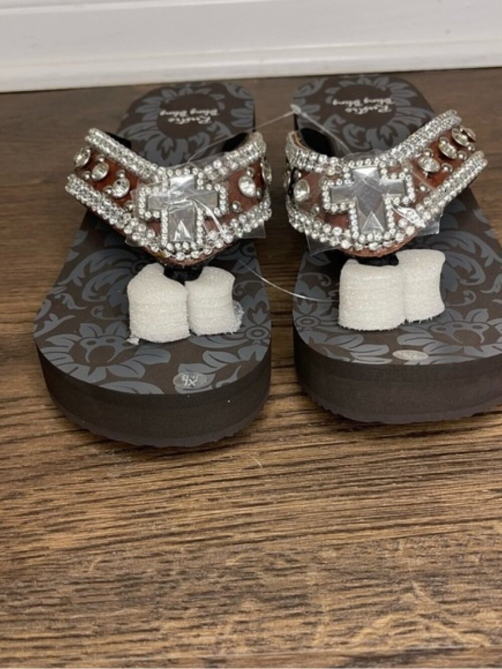 Rustic Bling Bling Wedge Flip Flops Brown Rhinestone Sandals XL- Brand New - Picture 2 of 13